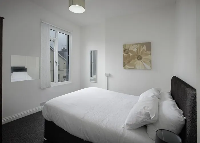 Lovely Home In Blackpool For You